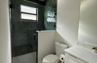 Naples Getaway by Beaches & Pickleball Courts - Photo 11