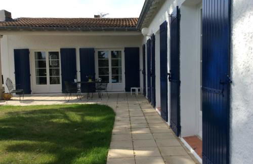 VILLA MIREILLE CALME ARBOREE PISCINE SANS VIS A VIS SECURISEE - Foto 7