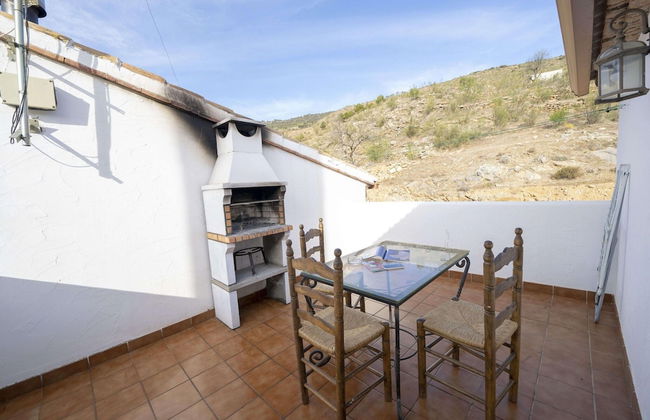 Mountain Getaway in Laroya - Photo 20