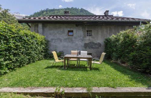 Ferme d Aristide - Chalet 160m2 Calme Sauna Vue Bus Train 250m - Photo 12