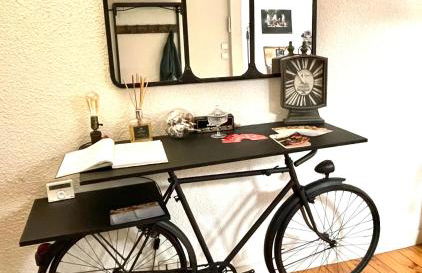 Superbe LOFT centre-ville - Sauna - parking privé -Clim- 1 à 10personnes - Foto 14