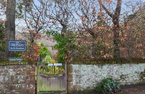 The Old Priory Cottage - Photo 21