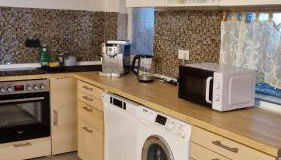 Modern eingerichtete 3-Zi-Ferienwohnung zu vermieten - Foto 5