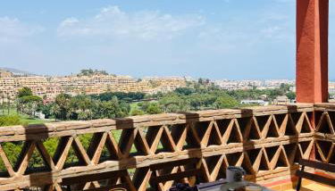 Hill View Benalmadena Appartment with fresh renovation - Foto 2