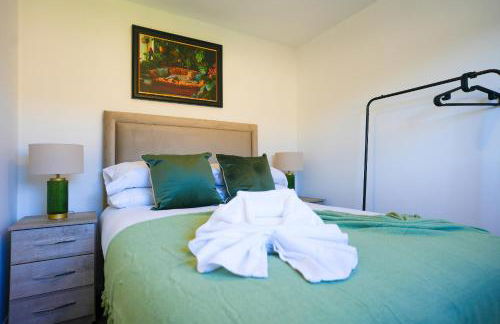 Train House - Photo 29