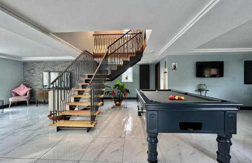 Moonsticks, Modern & Well Presented 5 Bed House - Foto 42