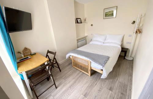 Studio Flat near Waterside Theatre - Foto 1