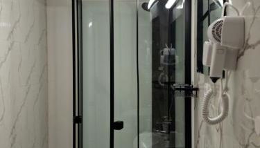 Apartments by Pension Pale Bach - Foto 2, Shower