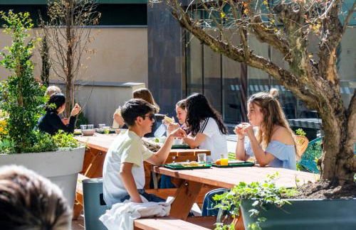 Bravo Students Granada - Photo 18