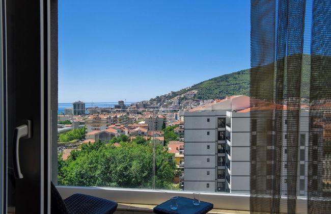 Chill and Go Aparthotel - Photo 9