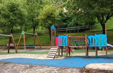 OFERTA ESPECIAL ÚLTIMA HORA - SARAKATUA15 - vistas espectaculares - familias y parejas - 2 dormitorios independientes - amplio salón cocina comedor - tarjeta parking OTA GRATIS - Julio y agosto estancia mínima 7 noches de domingo a domingo - - Foto 49