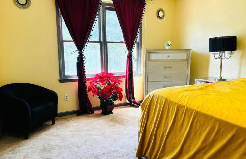 Spacious & Quiet 3BR Family Home with Fast WiFi - Foto 26