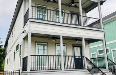 Luxury 4 Bedroom Home and private deck by MCG 6 - Foto 28