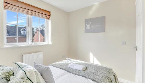 Charming 3-Bed Home with Garden & Parking - Foto 5