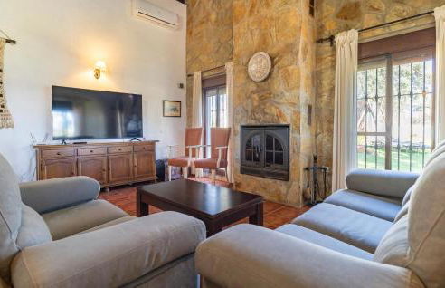 4 Bedroom Stunning Home In Guillena - Foto 3