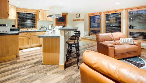 Ketchikan Apt - Walk to Refuge Cove Beach! - Foto 4