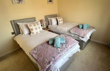 Eden Lodge-Tranquil-Hot Tub-Fishing-7m to Beach - Foto 6