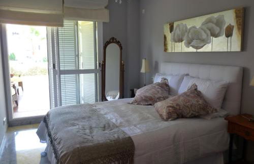 Las Brisas Bahia Marbella - Photo 9