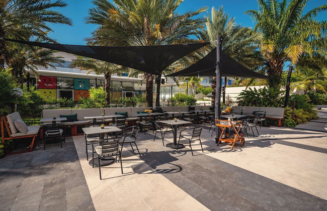 The Grove - Photo 74