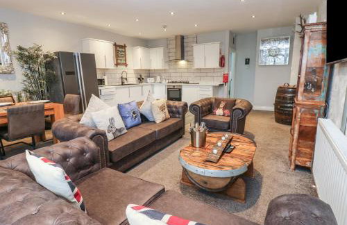 Knights Corner Stanhope Castle - Photo 4