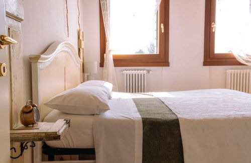 Venice's neighbor Home - Photo 2