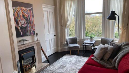 Beautiful traditional top floor flat in the center of Largs - Foto 2