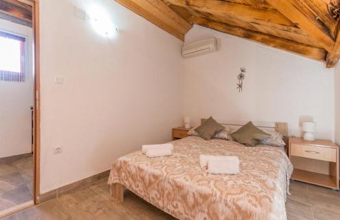 Lovely Home In Donje Rastane - Foto 17