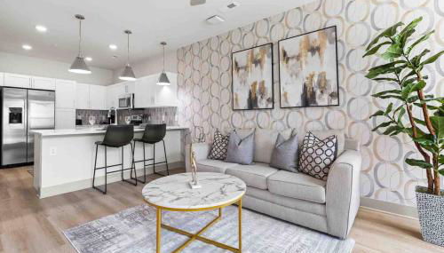 Luxurious Living 5 Min From Downtown - Foto 3