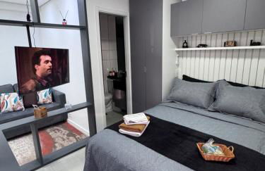 Studio 64 novo bem equipado com ar condicionado, cozinha completa, até 4 pessoas - Centro Mogi - Foto 3
