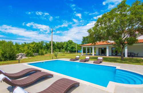 Villa Klara, beautiful and secluded villa close to the beach - Foto 11