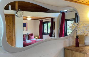 Otter 2 Lodge - Private Hot Tub- Dog Friendly - Wiltshire-Bristol - Foto 31