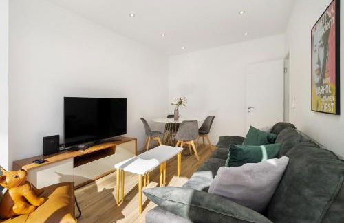 WHome Suburban Serenity Family Home with Pool - Foto 12