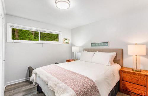 The Glen Cove Sand Spit & Guest Cottage - Foto 17