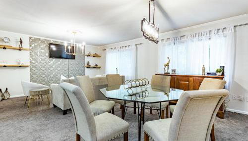 5br w community Pool close to North Hills! - Foto 5