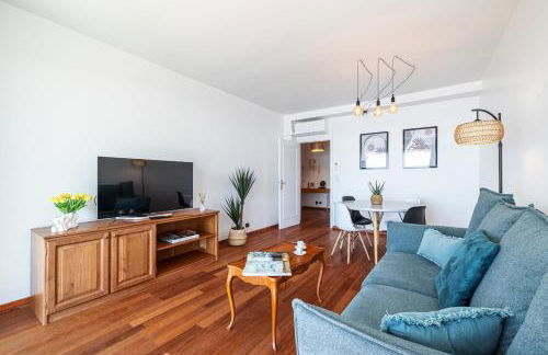 Extraordinary Sea View - 1 Bdr with AC - Photo 7