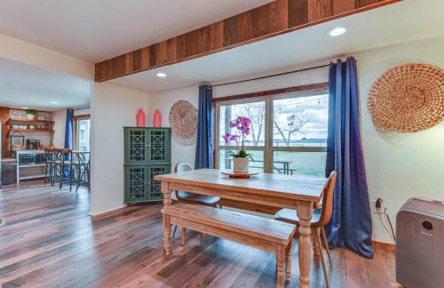 Lakefront Graford Home with Fire Pit and Private Dock! - Foto 5