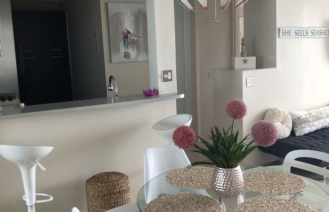 Ocean View Gorgeous 1 Bedroom Apt - Photo 10