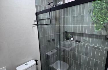 Apartamento ao lado do metrô e praia, 45m2, Tv 55" - Foto 11