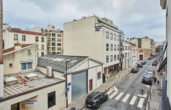 New Apartment Boulogne Facing the "passage" - Photo 19