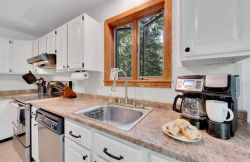 Charming Getaway Minutes from Lake Wallenpaupack - Foto 47