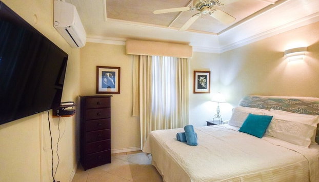 Beachfront Cosy And Romantic Condo - Nautilus 1 Bedroom Apts by Bluescape - Foto 3, Habitación