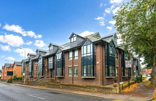 Parkside Residence at St Albans - Photo 2