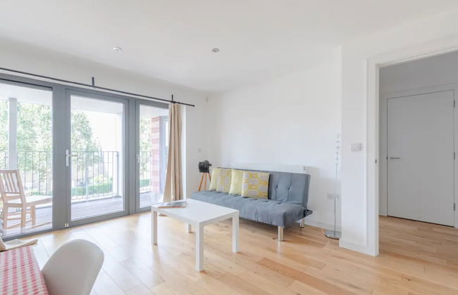 Vibrant 1BD Flat w/ Private Balcony, Camberwell! - Foto 16