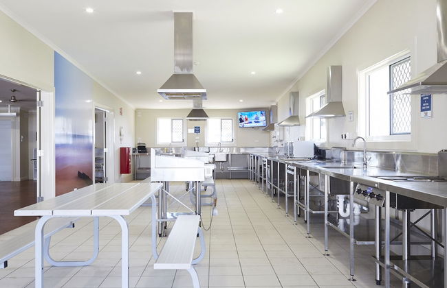 NRMA Stockton Beach Holiday Park - Photo 36