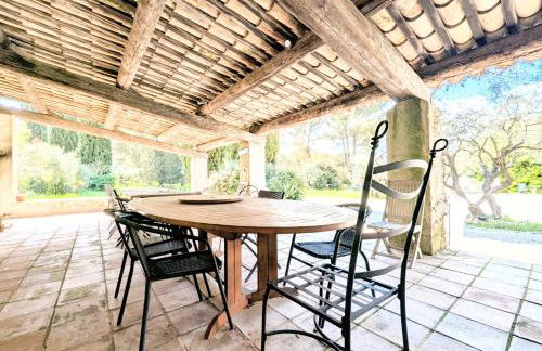 Maison 3 chambres, calme absolu, piscine, tennis, parking, calanques - Foto 8