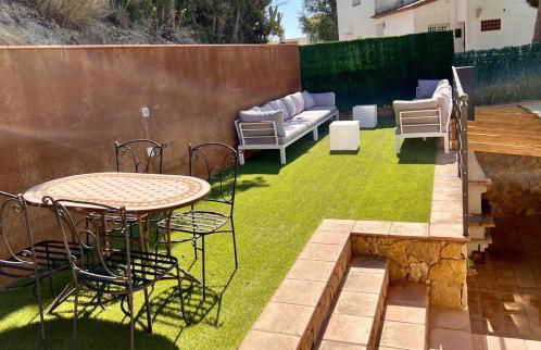 Casa Mas Ambros con piscina desbordante - Foto 8