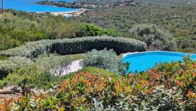 Supreme Beach Location with pool at Cala Sassari - Foto 1, Garden