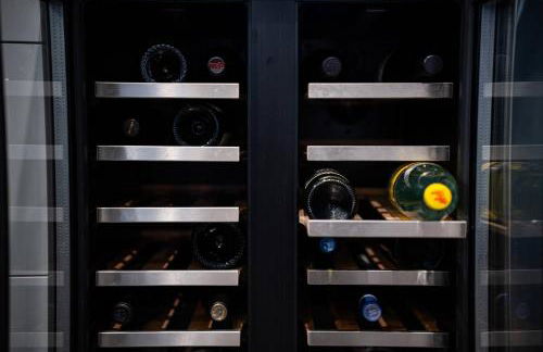 3 bed 3 bath Modern Luxury Home with Hot Tub and Rooftop Patio - Foto 77