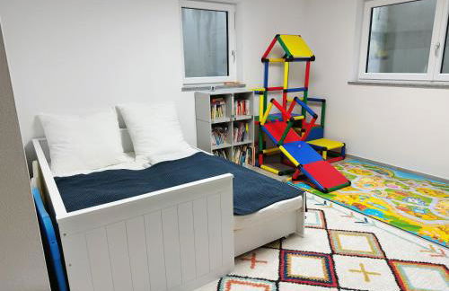 EMMA Gardencity Basement Flat - Foto 1