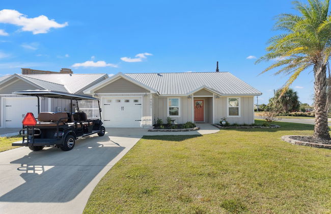 Coral Cabana - 3BD 2BA Home Close to Beach w/ Optional Golf Cart! - Foto 1